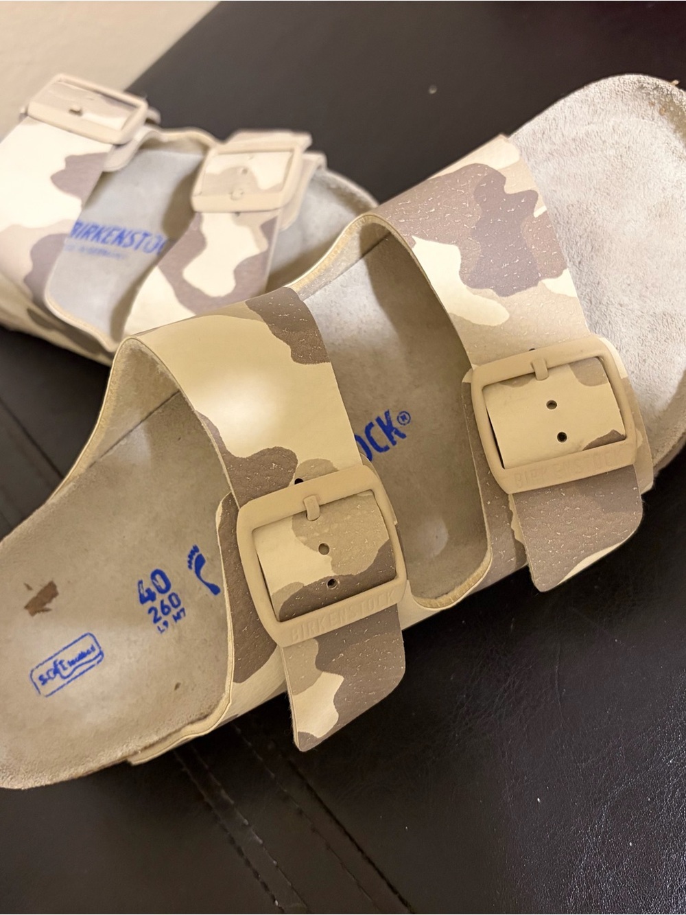 Birkenstock Arizona Sandal in Desert Camo Women’s Size 9